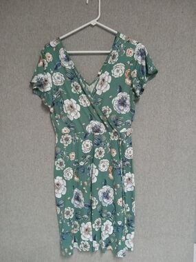 Kaileigh Sage Green Floral Wrap Midi Dress